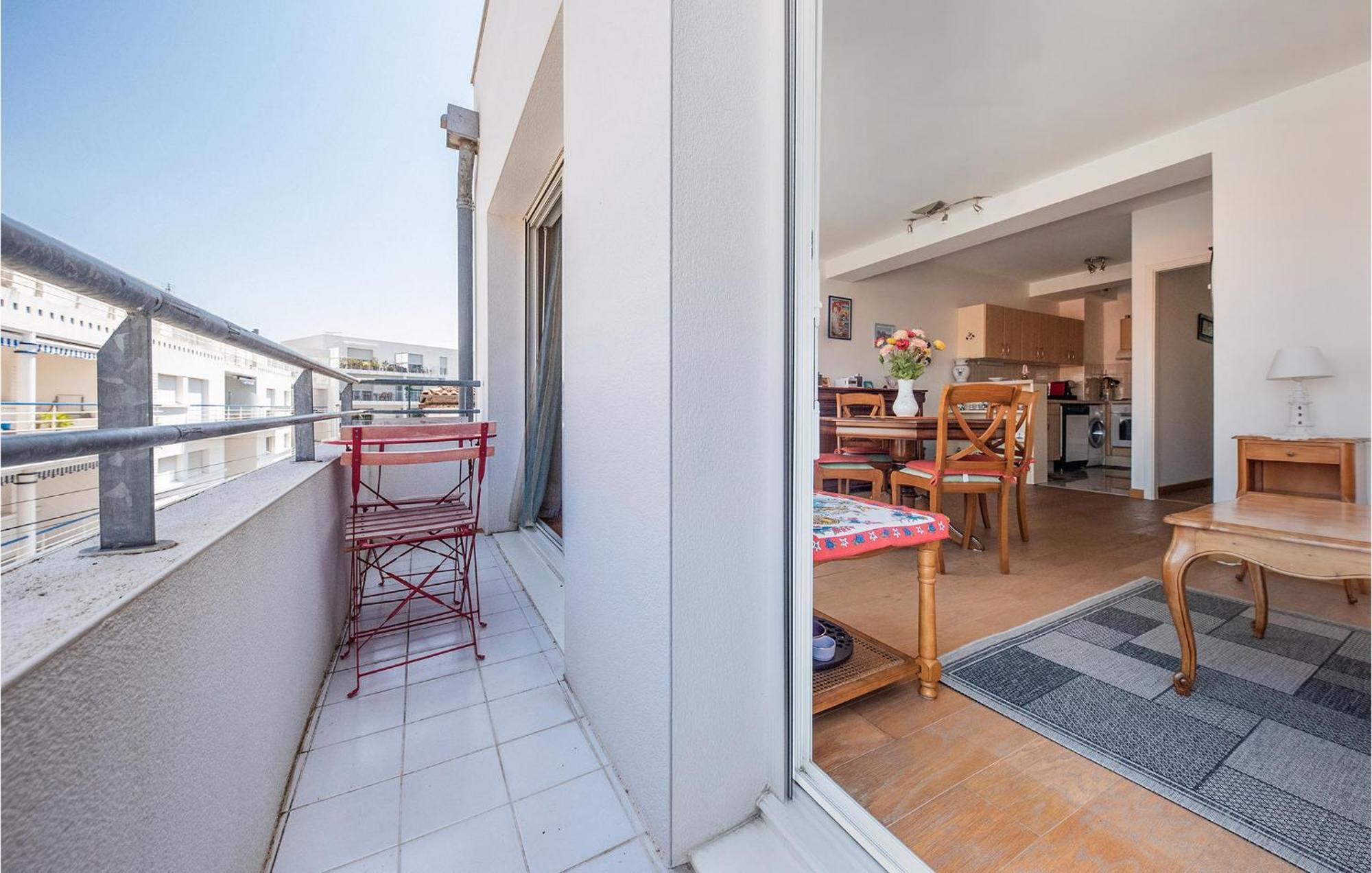 Gorgeous Apartment In Royan With Kitchen Экстерьер фото